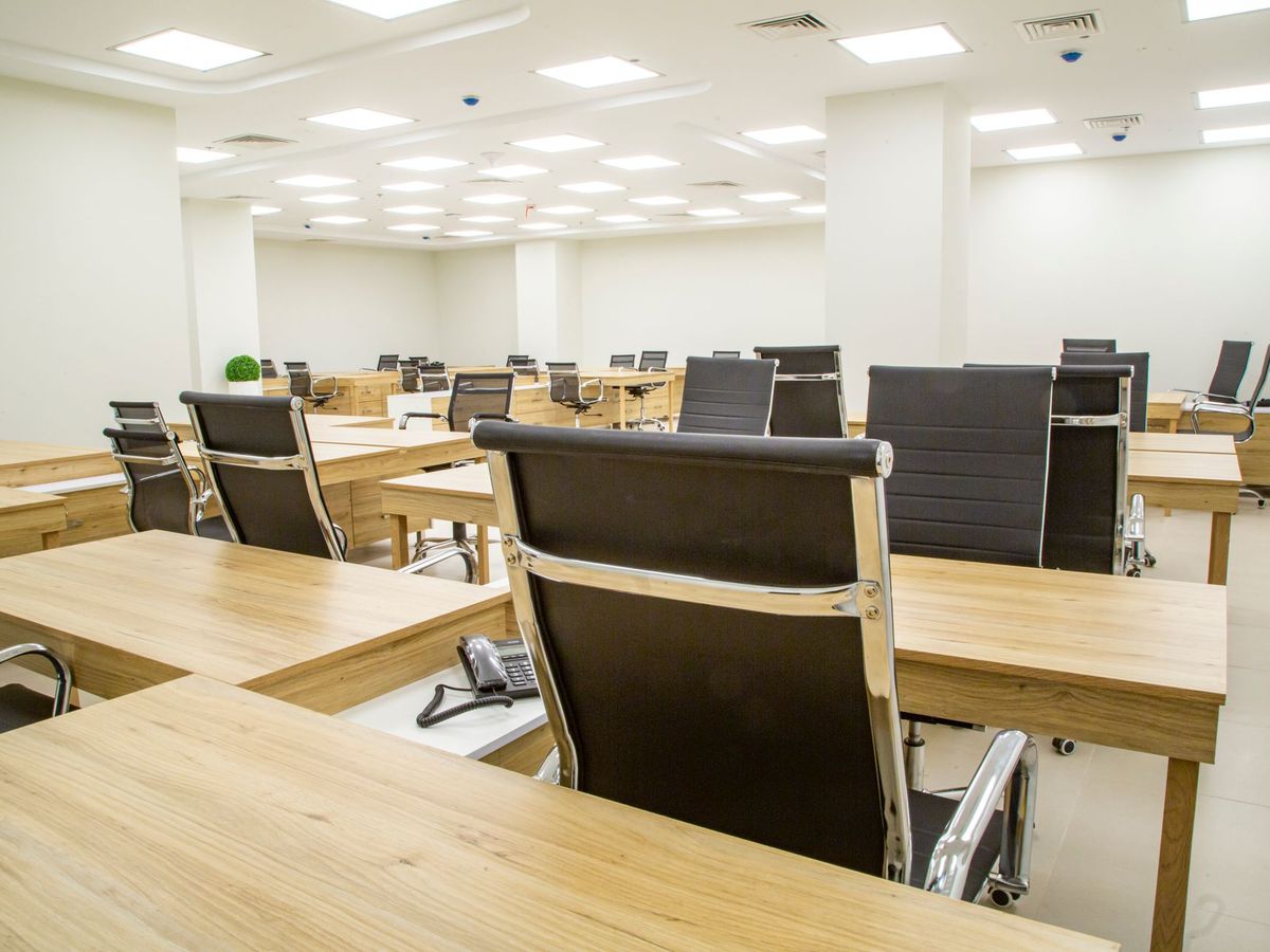 Ataşehir Finans Merkezi'nde 240 m² Kiralık Ofis Katı 2