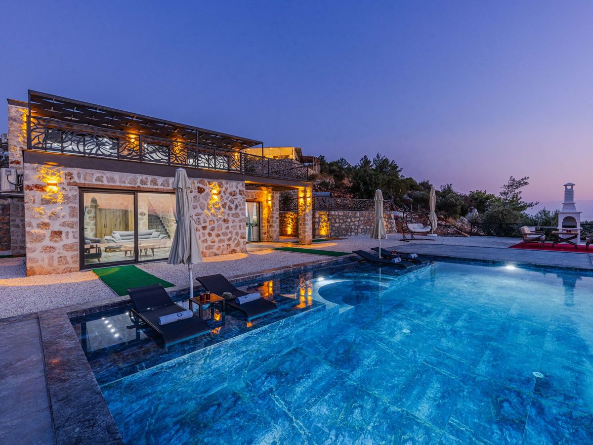 Şile Sahilinde 14 Odalı Satılık Butik Otel